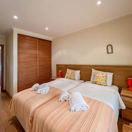 Casa Coracao De Viana - Near The דירה *