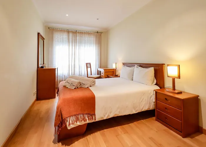 Apartman Casa Coracao De Viana - Near The